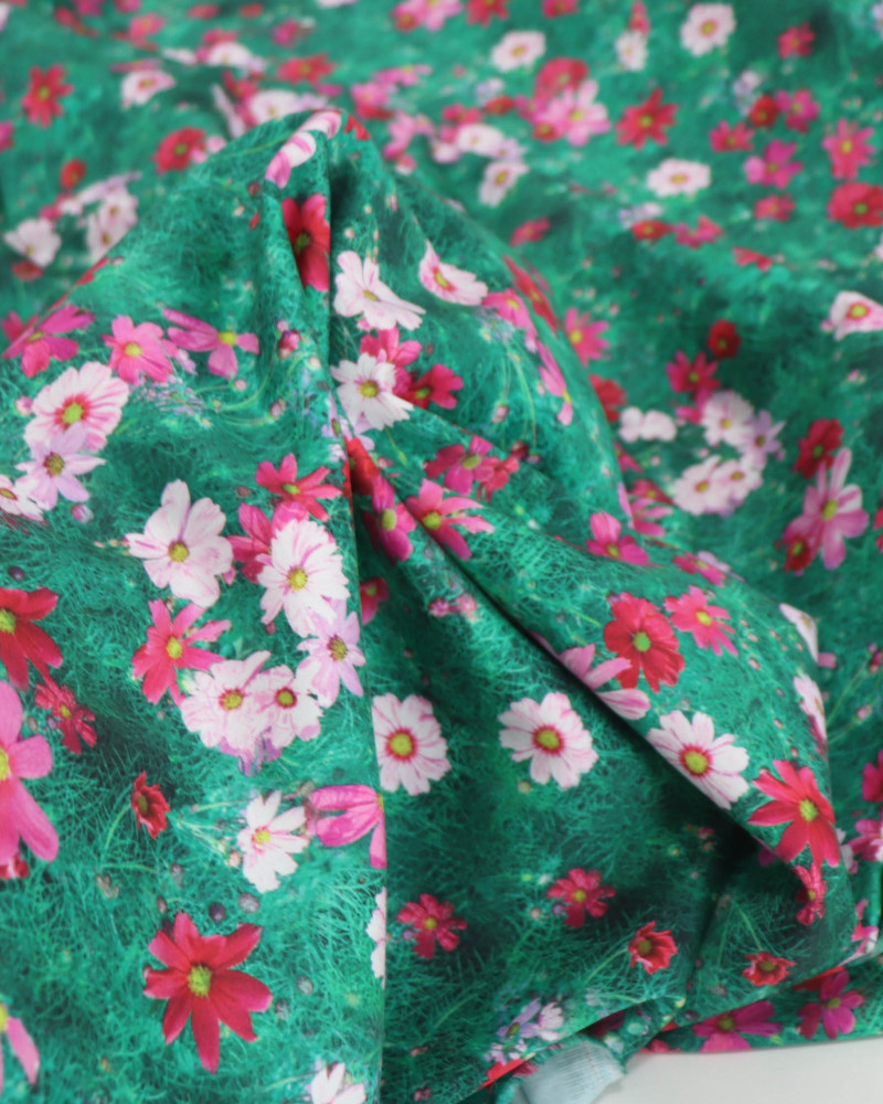 Tecido Alfaiataria de Viscose Italiano Campo Floral Tons de Rosa e Verde