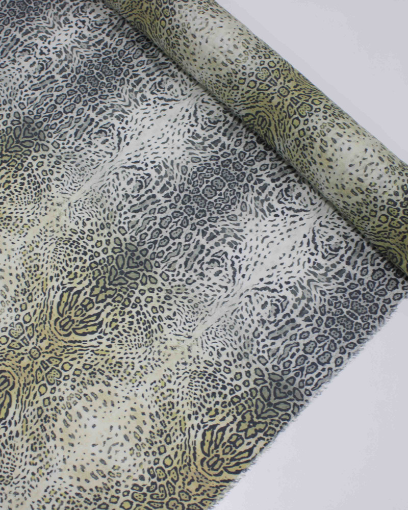Tecido Crepe de Seda Mista Animal Print em Barras Cinza e Amarelo