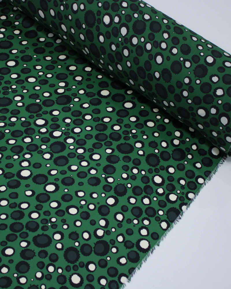 Tecido Crepe Salinas Pingos Irregulares Offwhite, Preto e Verde Floresta