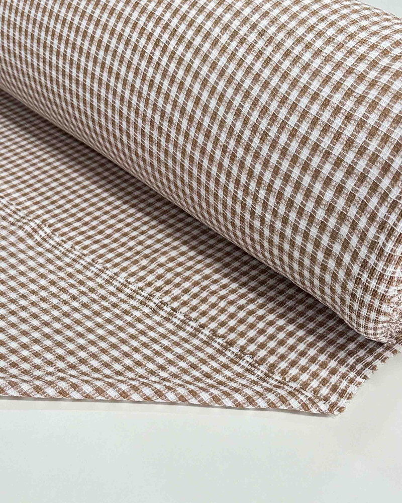 Tecido Crepe de Alfaiataria Qaudriculado Branco e Caramelo