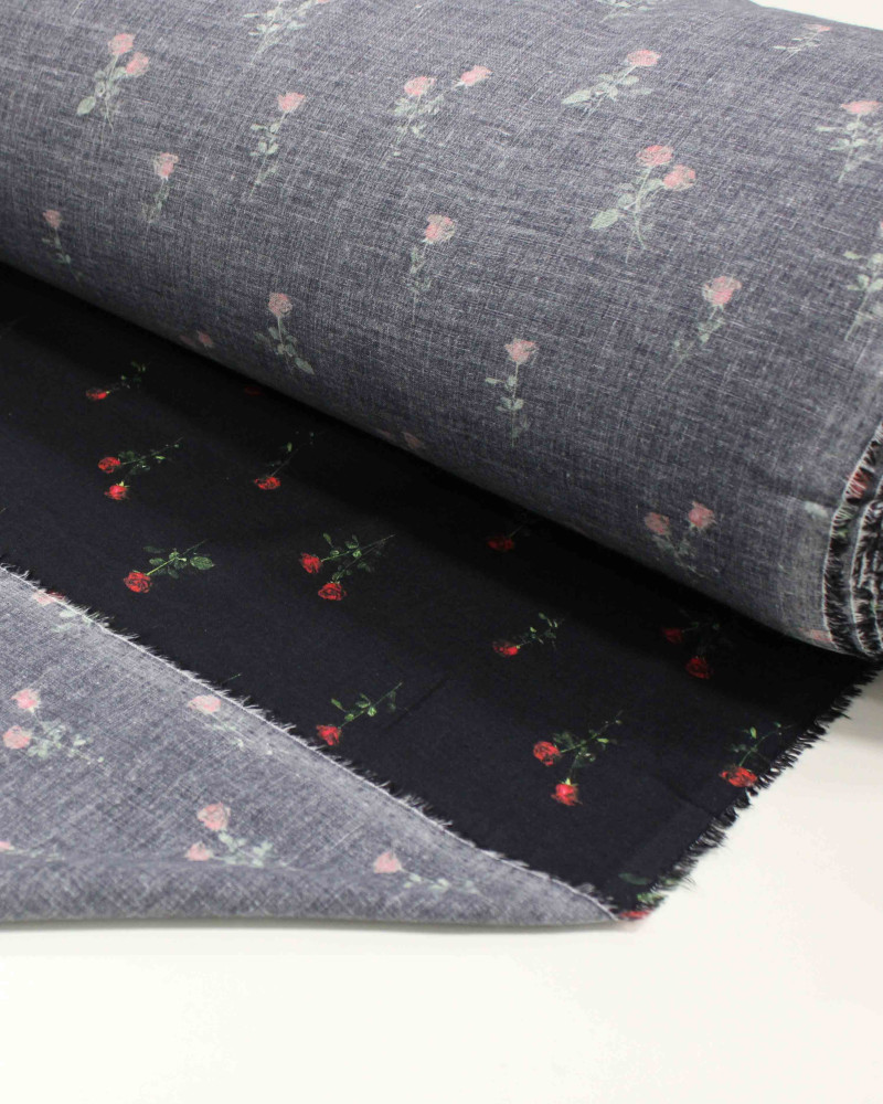 Tecido Cambraia com Algodão Micro Rosas Verde, Vermelho e Preto