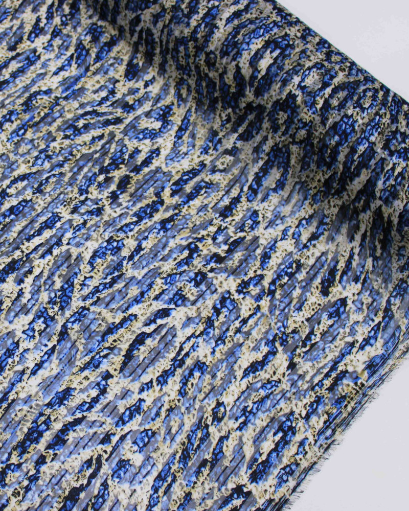 Tecido Crepe Chiffon Brocado Animal Print Abstrato Tons de Azul e Bege