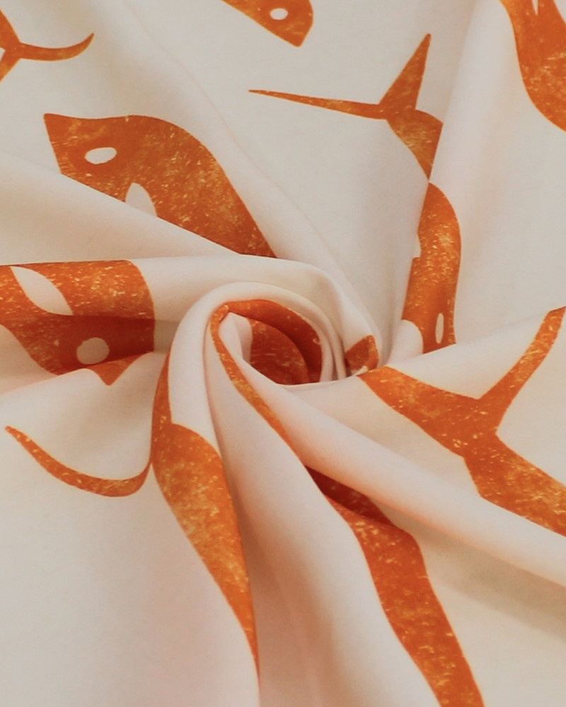 Tecido Viscose Premium Barrado Sardine Decrescente Laranja e Offwhite