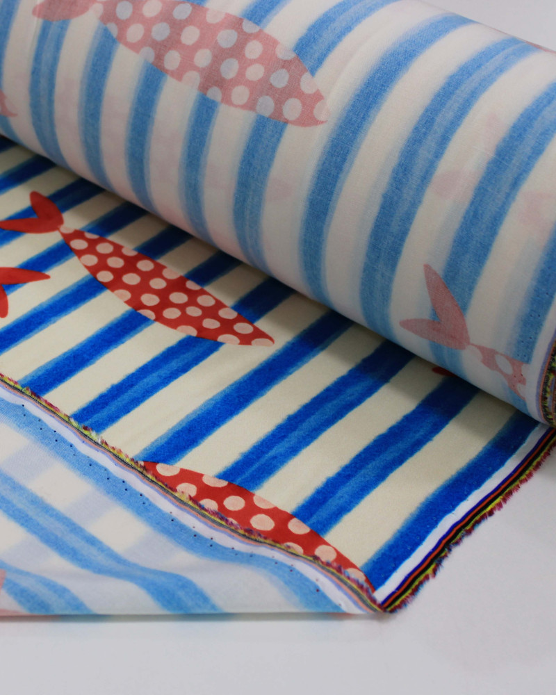 Tecido Viscose Premium Sardine Estampada Vertical e Listras Azul, Vermelho e Offwhite