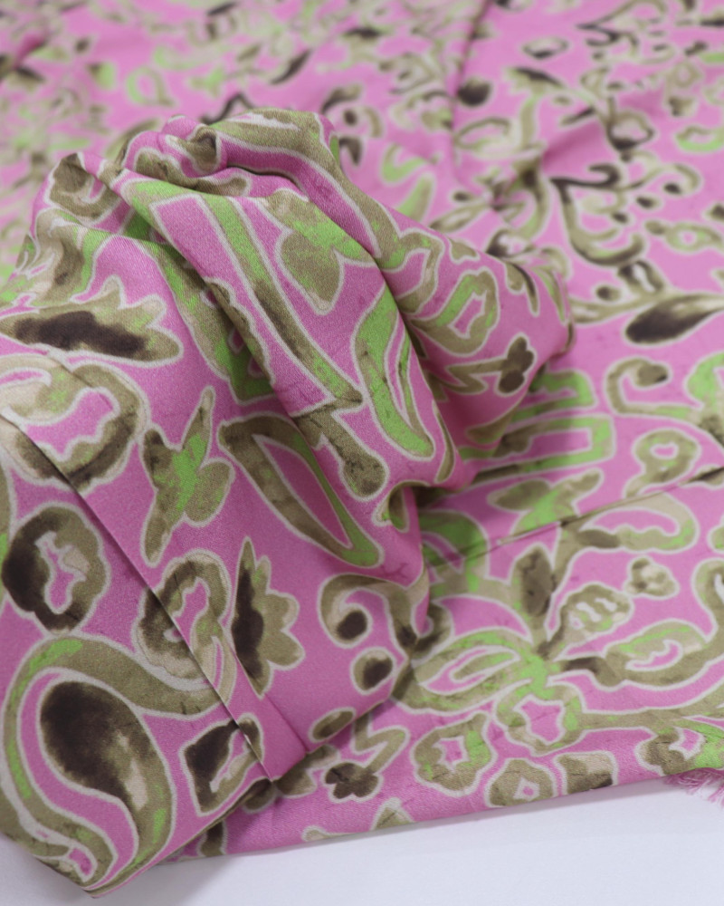 Tecido Viscose Estampa Étnica Verde e Rosa Chiclete