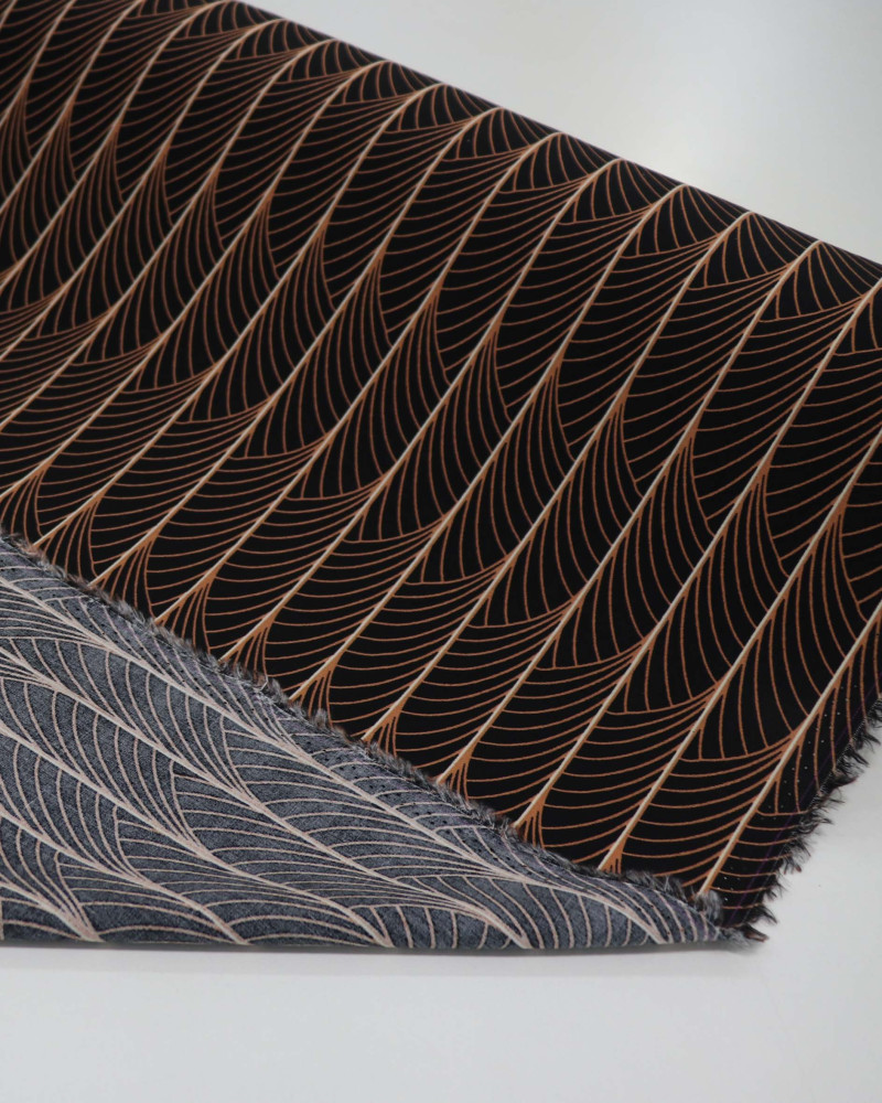 Tecido Viscose Estampa Linhas Curvas Branco, Caramelo e Preto