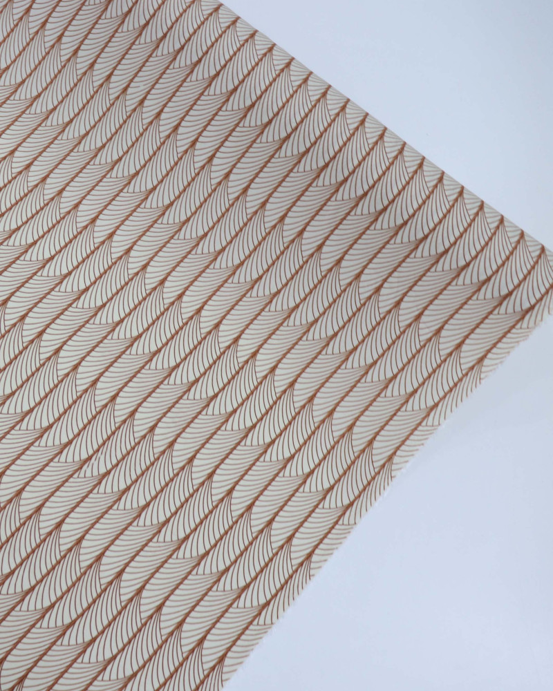 Tecido Viscose Estampa Linhas Curvas Caramelo e Creme
