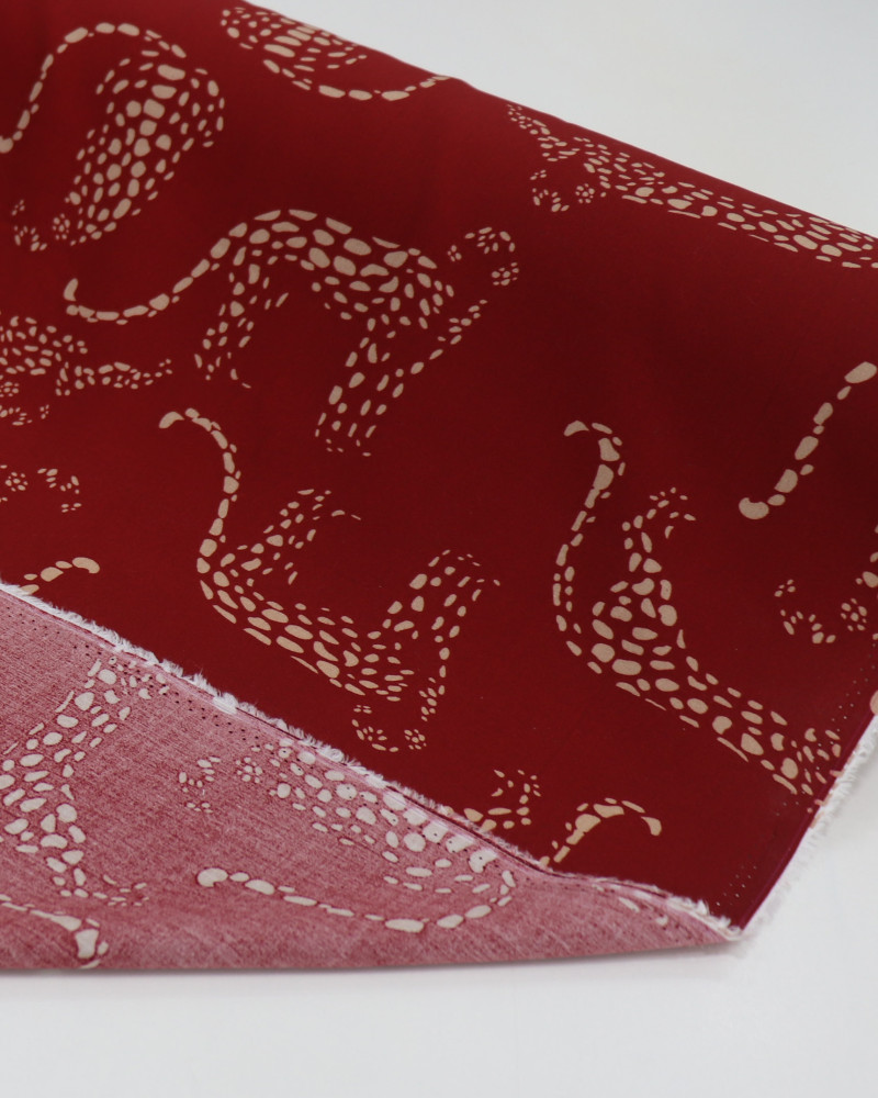 Tecido Viscose Leopardo Bege e Argila Vermelha