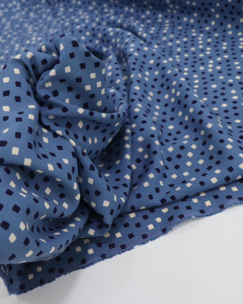 Tecido Viscose Micro Geométrico Offwhite, Preto e Azul