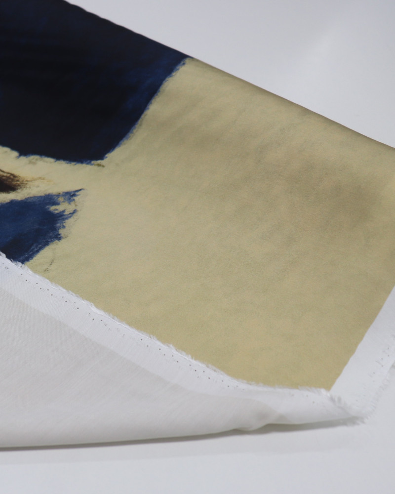 Tecido Viscose Acetinada Italiano Macro Estampa Abstrata Azul, Marrom e Bege