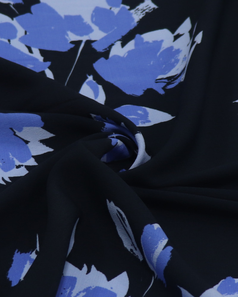 Tecido Crepe de Viscose Italiano Folhagens Abstratas Tons de Azul e Preto