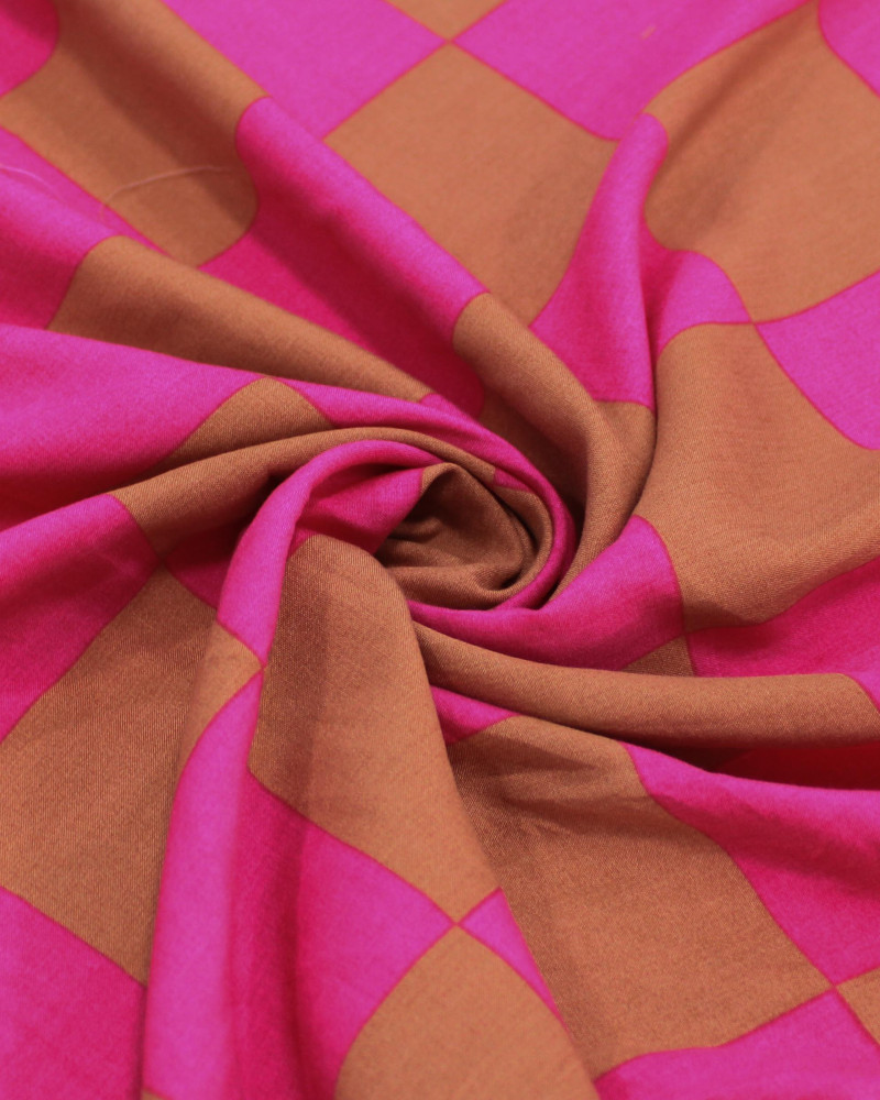 Tecido Viscose Macro Xadrez Castanho e Rosa