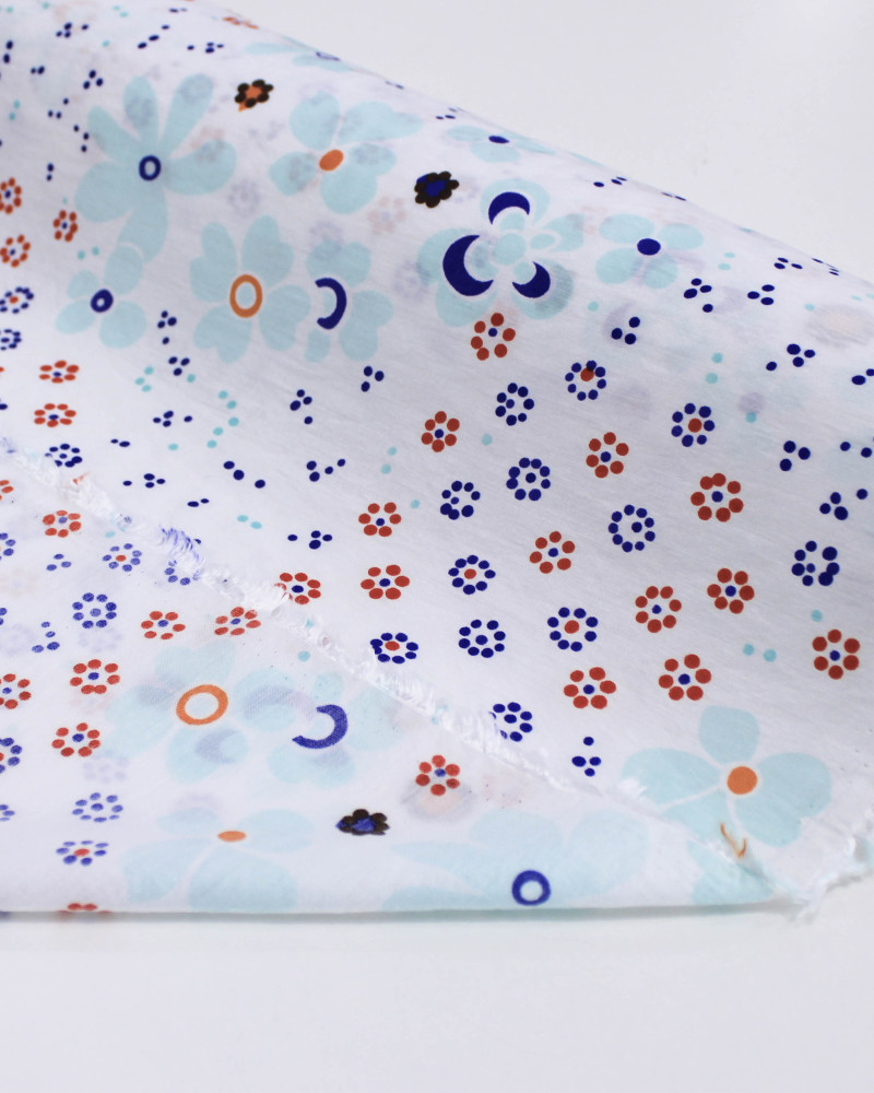 Tecido Viscose Mista com Poliamida Barrado Cashmere e Tapete Floral Tons Frios e Branco