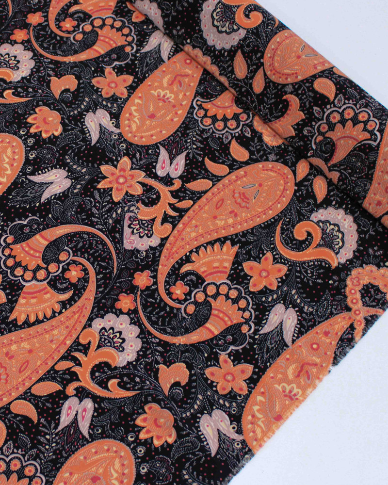 Tecido Micro Fibra Alfaiataria Italiano Paisley Terra Rosa, Cinza e Preto