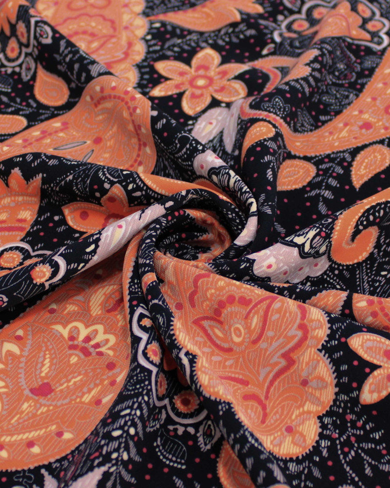 Tecido Micro Fibra Alfaiataria Italiano Paisley Terra Rosa, Cinza e Preto