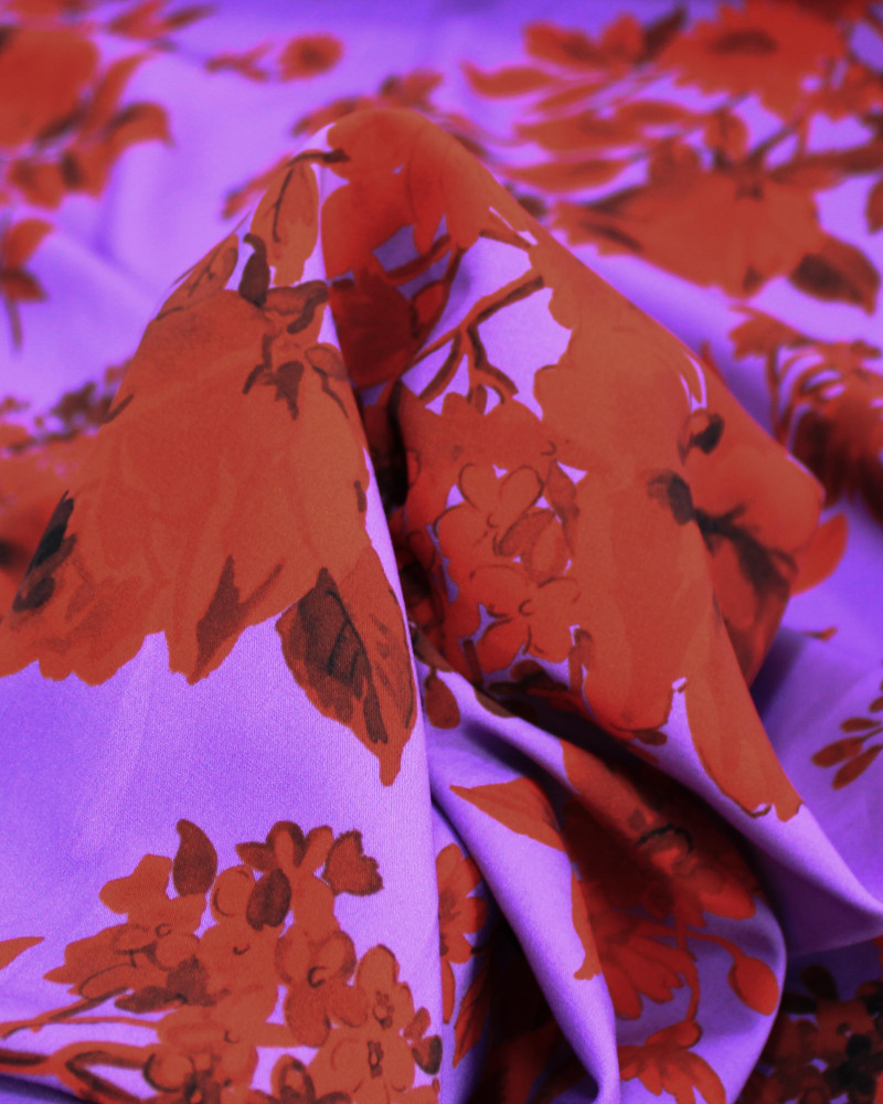 Tecido Viscose Italiano Macro Flores Vermelho e Lilás