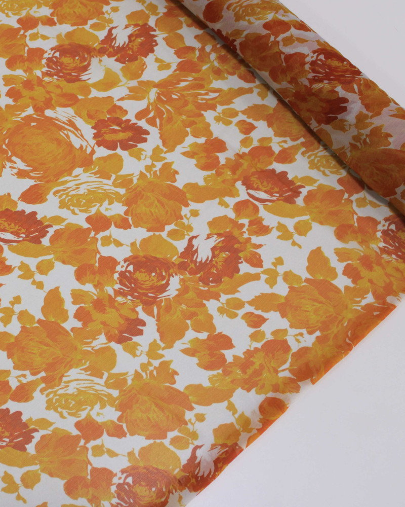 Tecido Crepe Chiffon Texturizado Italiano Tapete Floral Abstrato Tons de Laranja e Branco