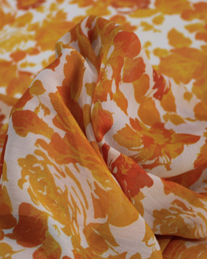 Tecido Crepe Chiffon Texturizado Italiano Tapete Floral Abstrato Tons de Laranja e Branco