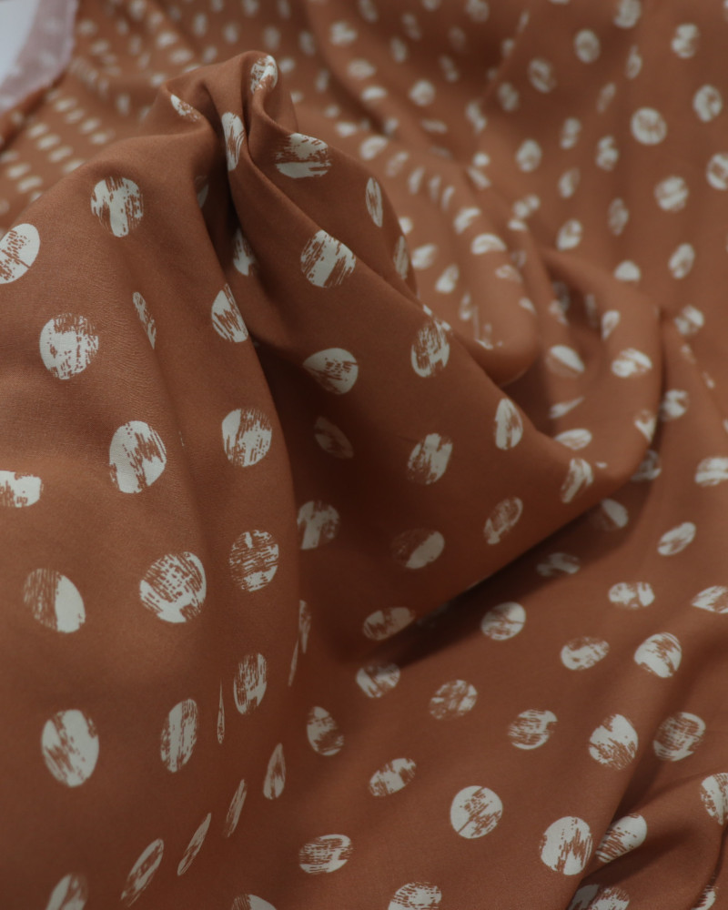Tecido Viscose Poá Estampado Offwhite e Argila