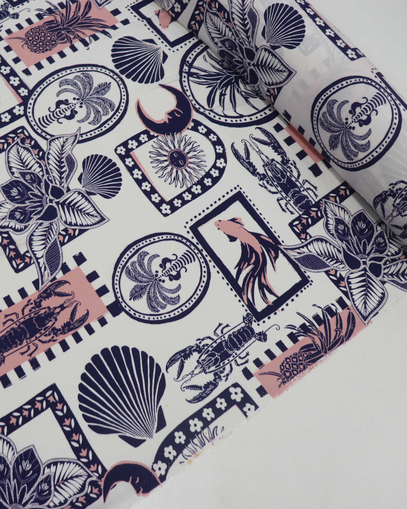 Tecido Viscose Multi Estampas em Recortes Rosa, Azul e Branco