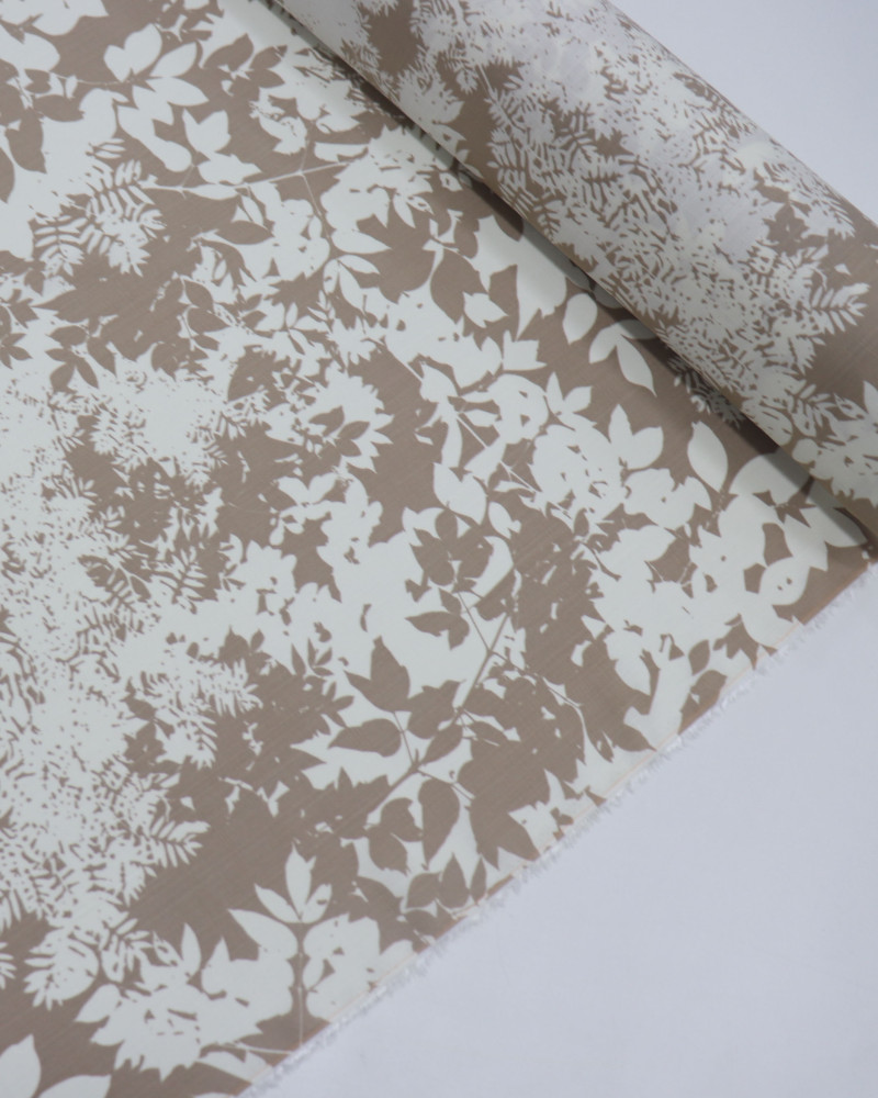 Tecido Viscose Texturizada Folhagens Abstratas Creme e Nude