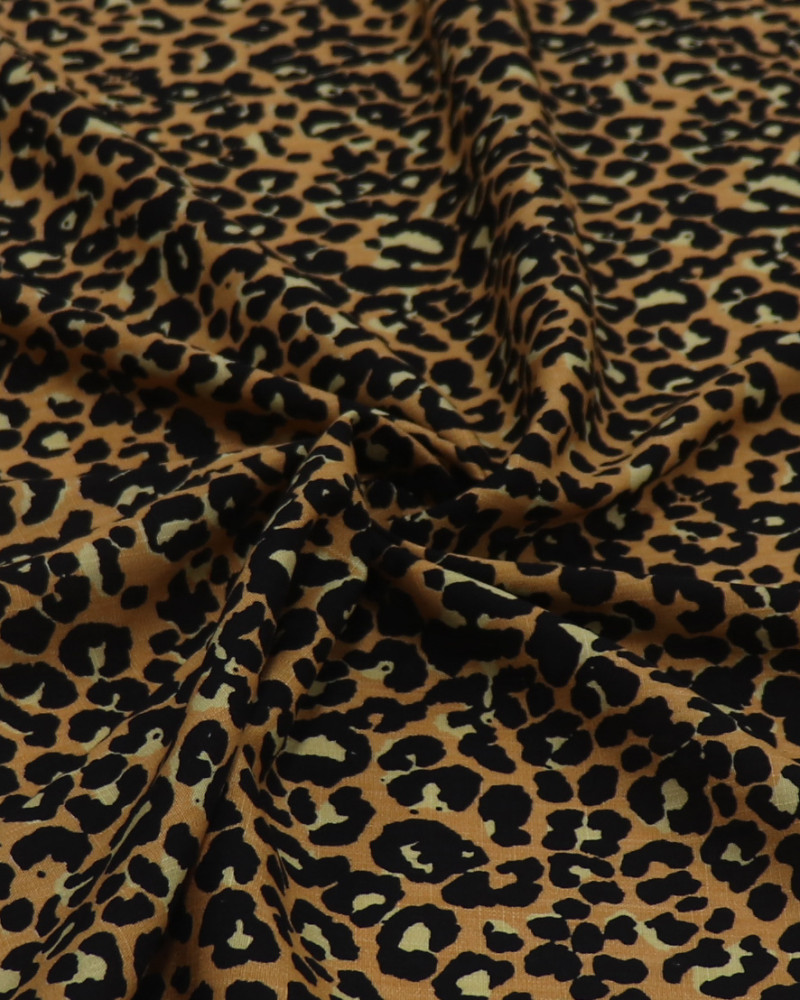 Tecido Viscose Texturizada Animal Print Clássico Argila