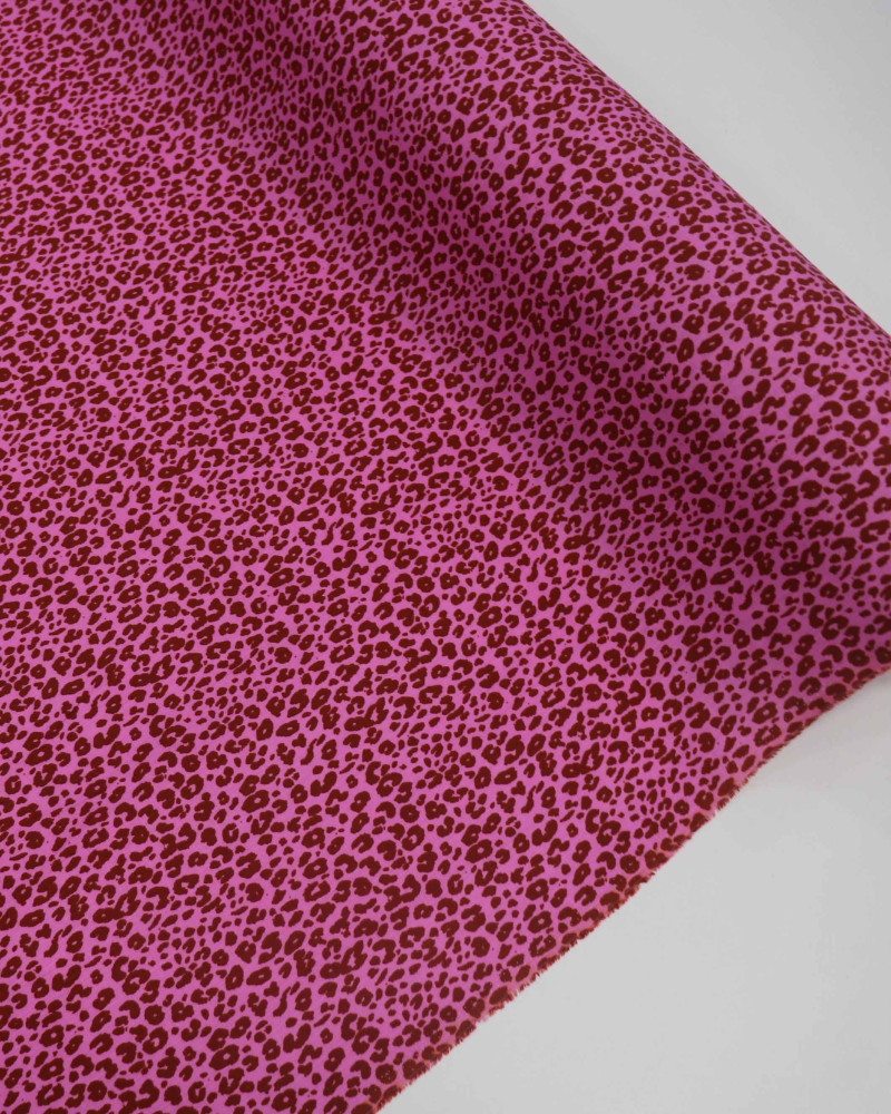 Tecido Viscose Texturizada Animal Print Marrom e Rosa