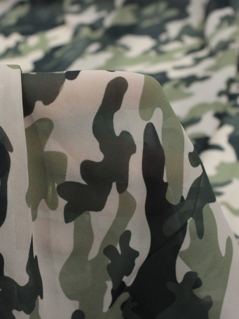 Tecido Crepe Chiffon Italiano Camuflado Verde
