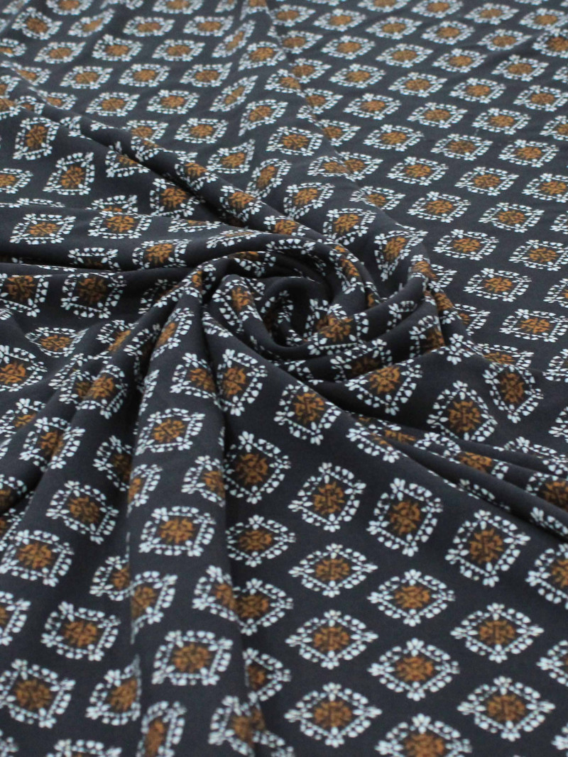 Tecido Viscose Italiano Micro Simbolos Tons Terrosos e Preto