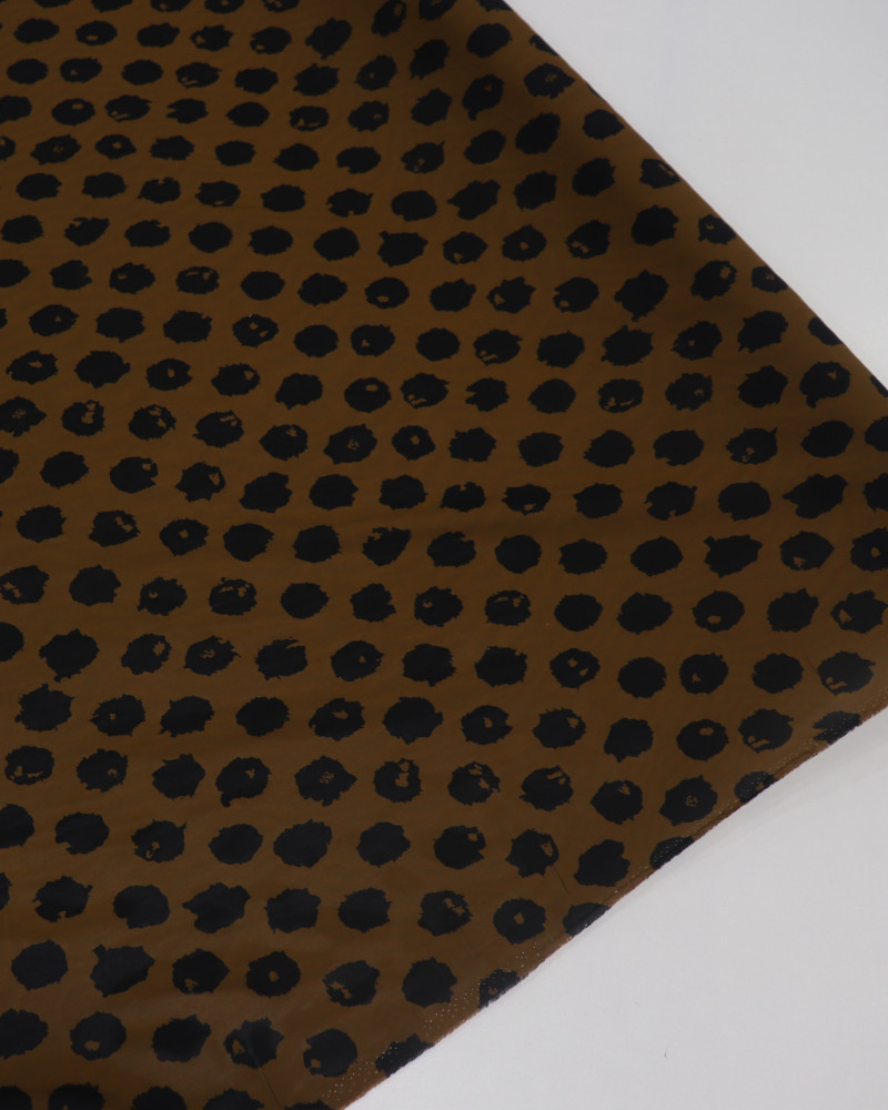 Tecido Viscose Italiano Animal Print Preto e Marrom