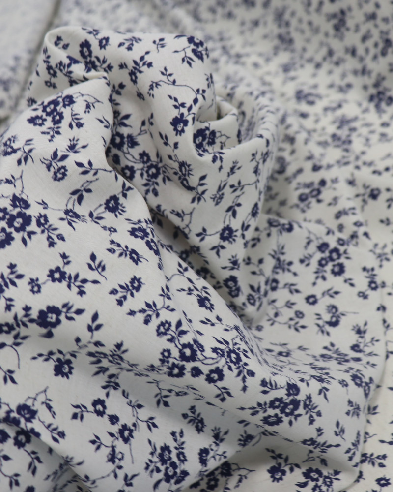 Tecido Linho Misto Camisaria Micro Ramos Florais Azul Marinho e Offwhite