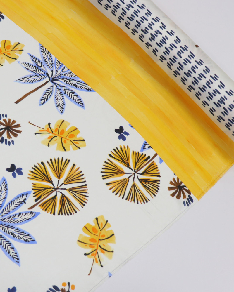 Tecido Viscose Acetinada Italiano Barrado Vertical e Folhas Azul, Amarelo e Offwhite