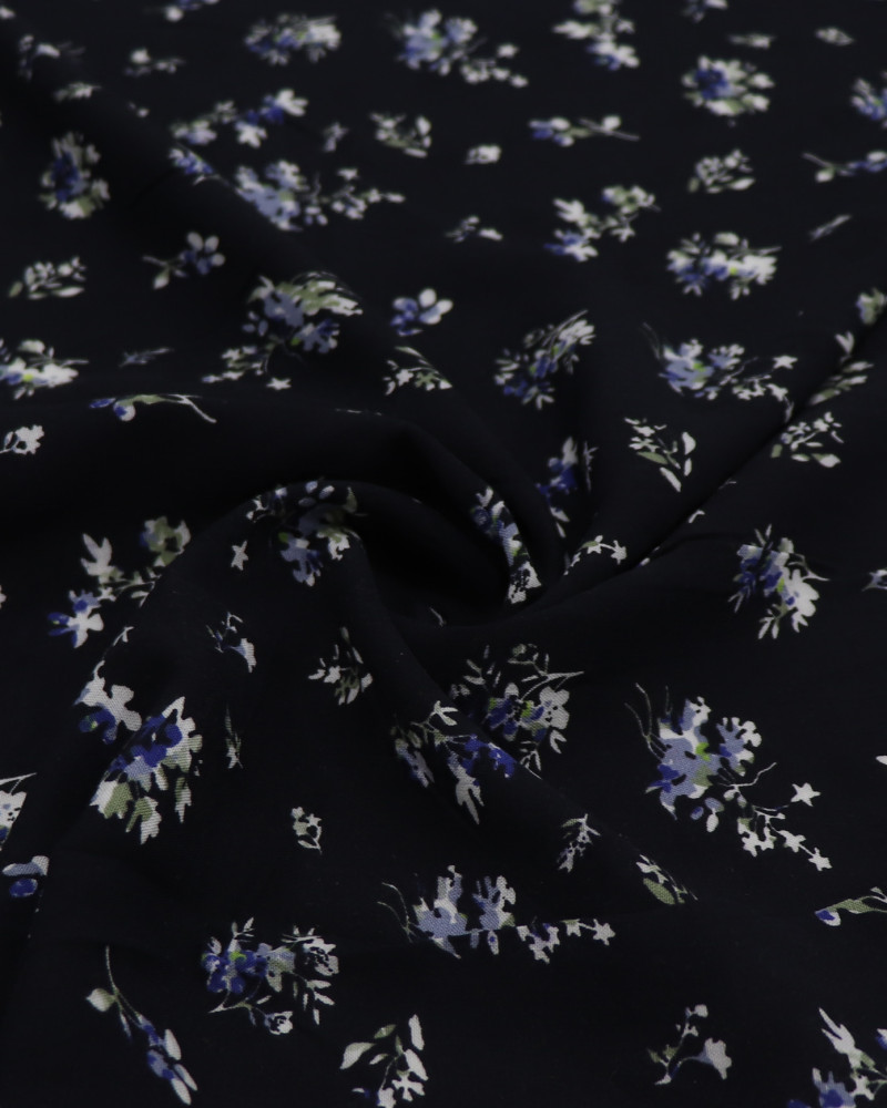 Tecido Viscose Fina Micro Buquê Floral Azul, Branco e Rosa