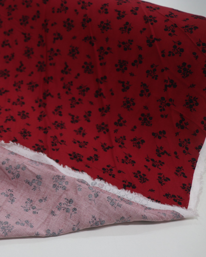 Tecido Viscose Micro Buquê Floral Preto e Vermelho