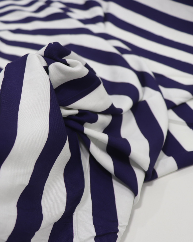 Tecido Viscose Sarjada Listras Azul Marinho Noite e Branco
