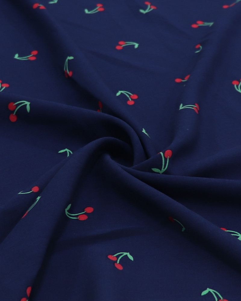 Tecido Viscose Cerejas Vemelho, Verde e Azul Marinho