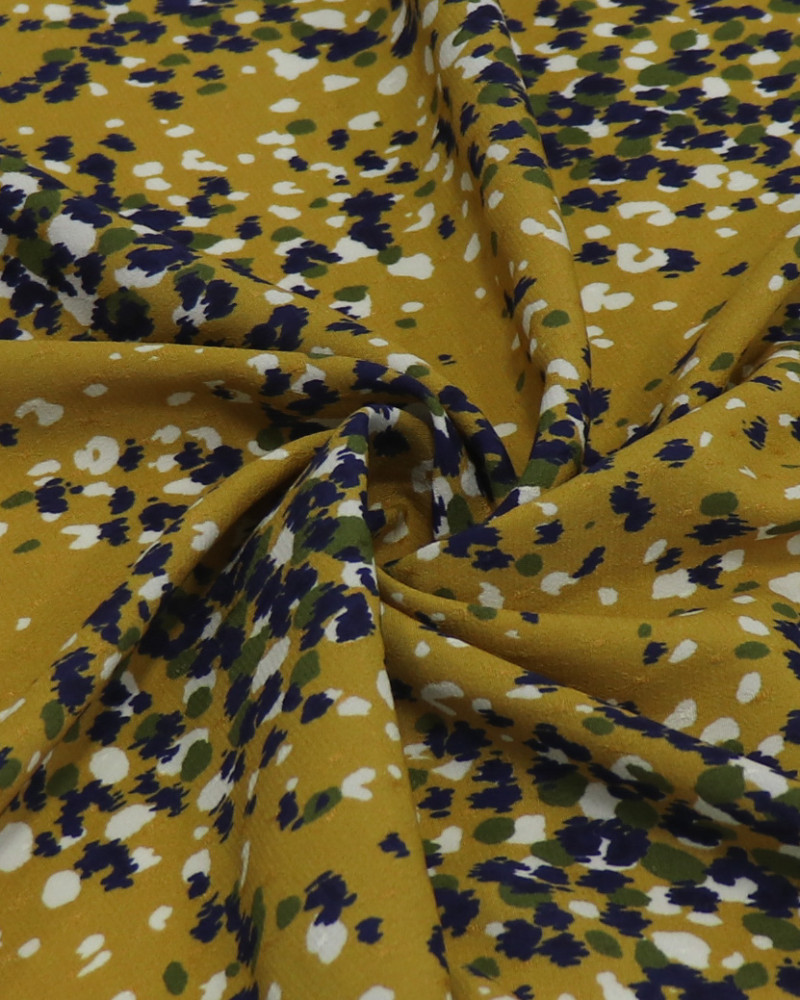 Tecido Crepe de Viscose Brocado Italiano Animal Pritn Sobreposto Amarelo Mostarda
