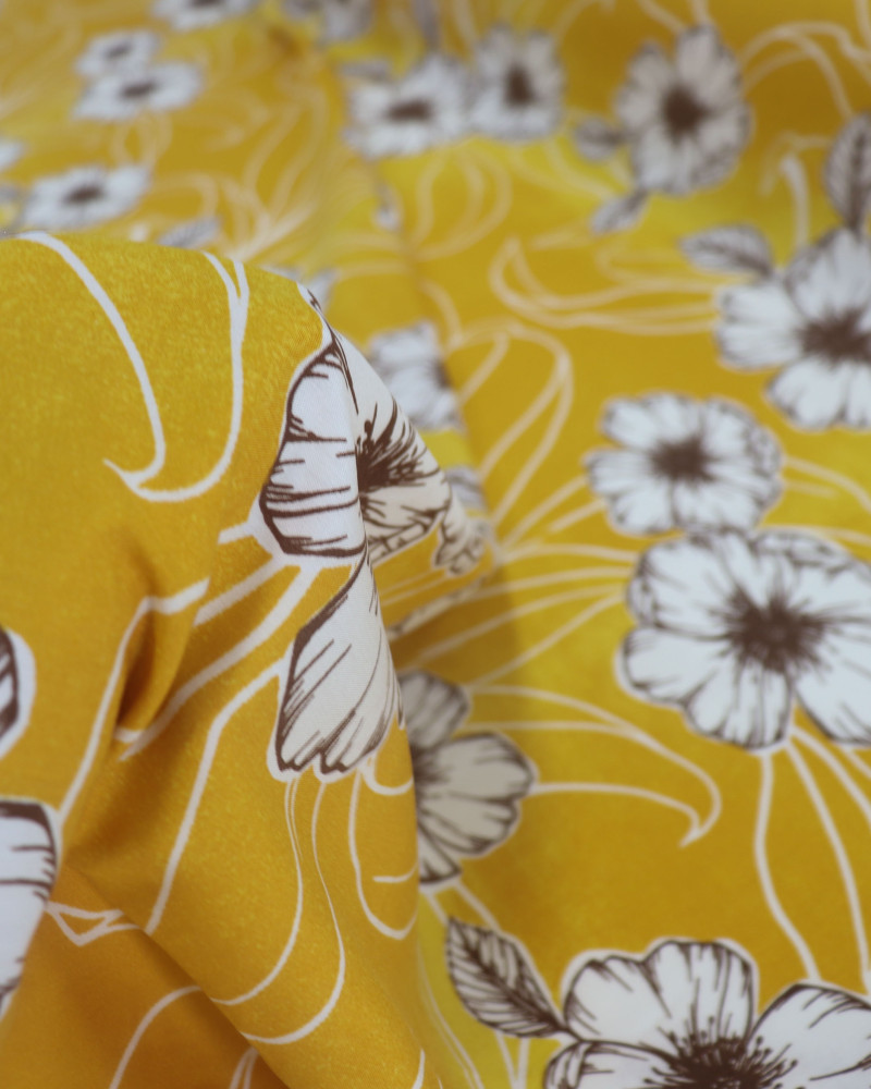Tecido Viscose Portulacas Offwhite e Amarelo Queimado