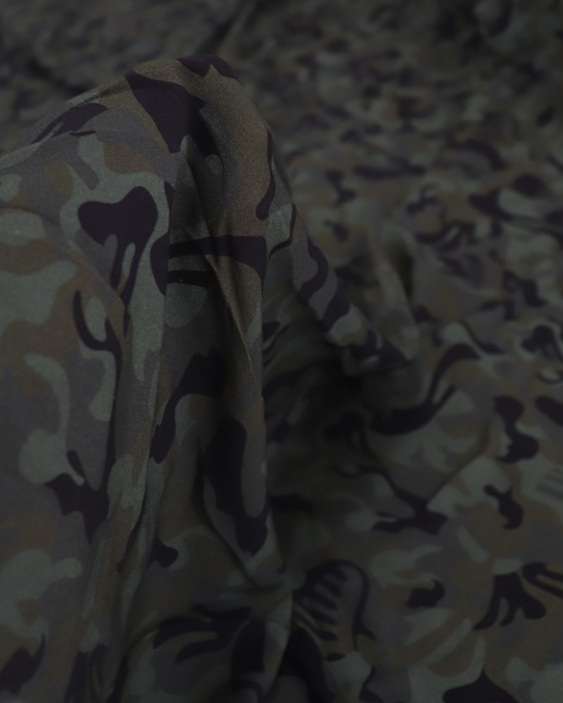 Tecido Viscose Camuflado Preto e Verde