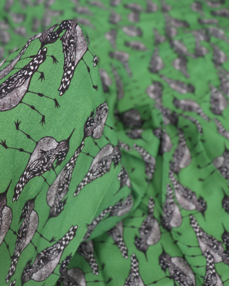 Tecido Crepe de Viscose Pássaros Preto, Branco e Verde Musgo (0.5m)