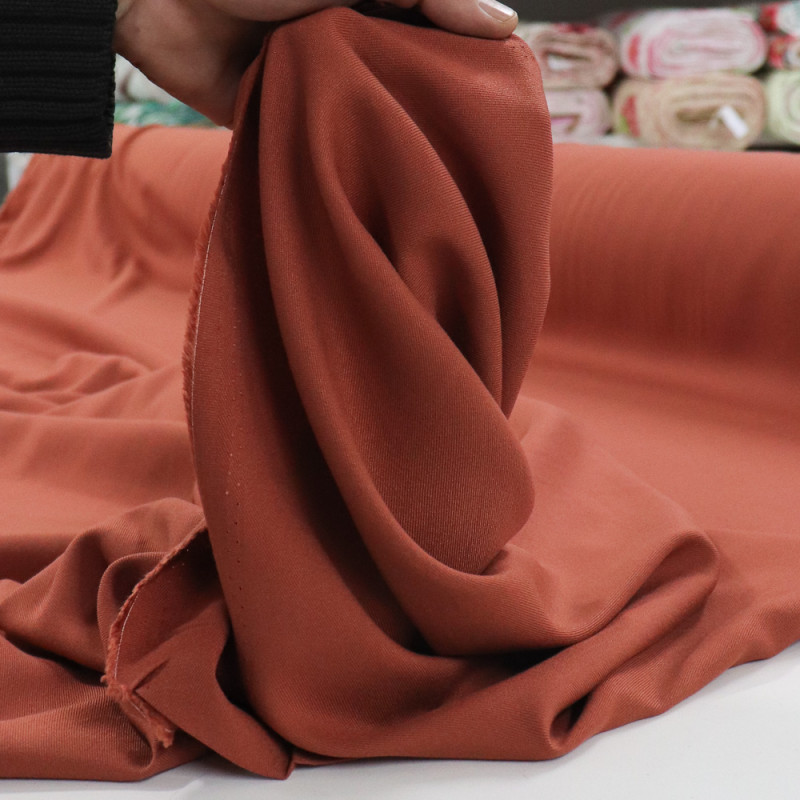 Tecido Viscose Sarjada Terracota (0.5m)