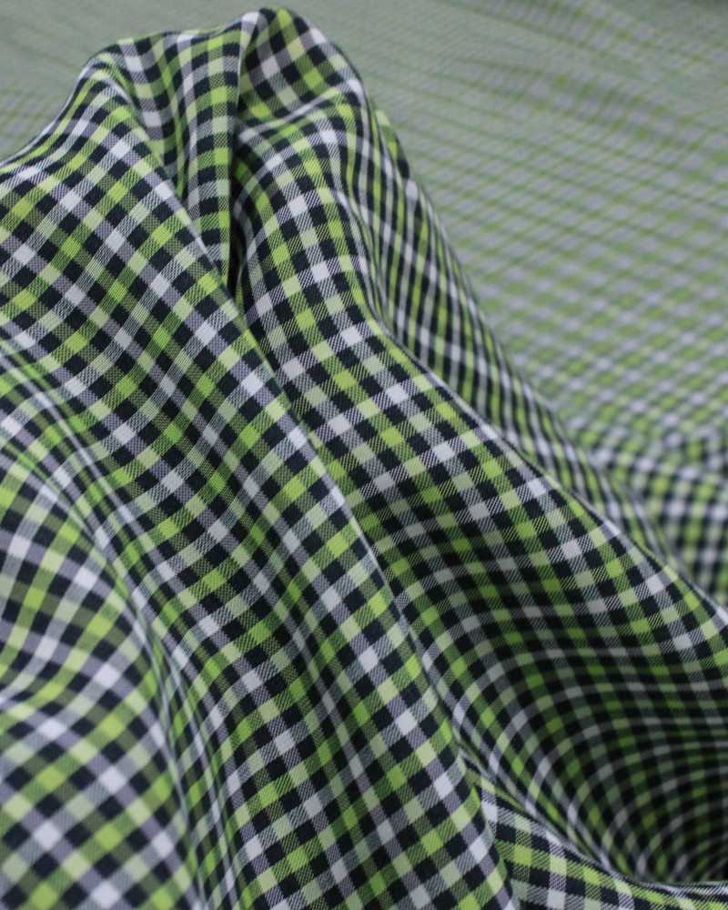 Tecido Linho Misto Italiano Micro Quadriculado Branco, Preto e Verde