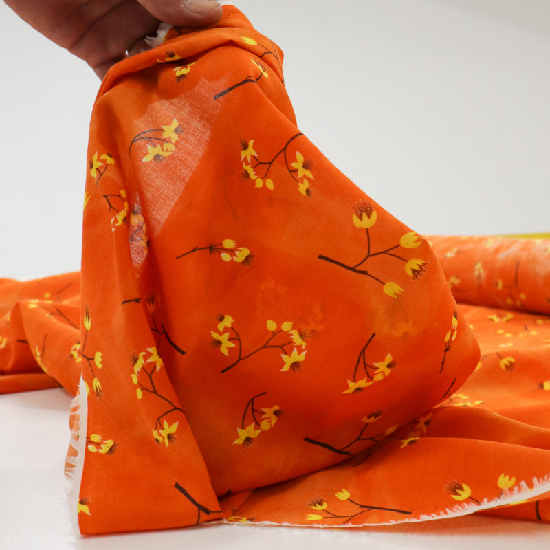 Tecido Cambraia de Algodão Micro Floral Laranja