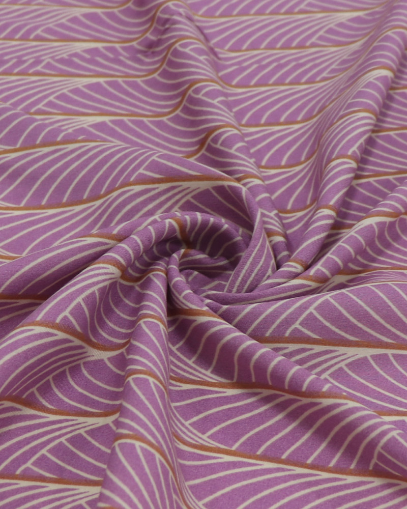 Tecido Viscose Linhas Curvas Caramelo e Framboessa