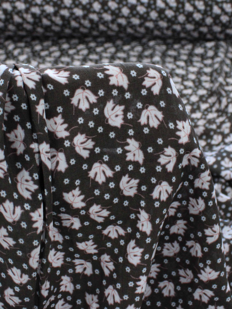 Tecido Cambraia de Viscose Micro Floral Preto