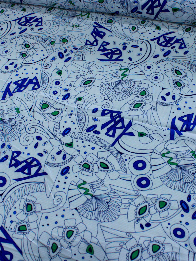 Tecido Cambraia de Algodão Desenhos Abstratos Baby Azul e Branco
