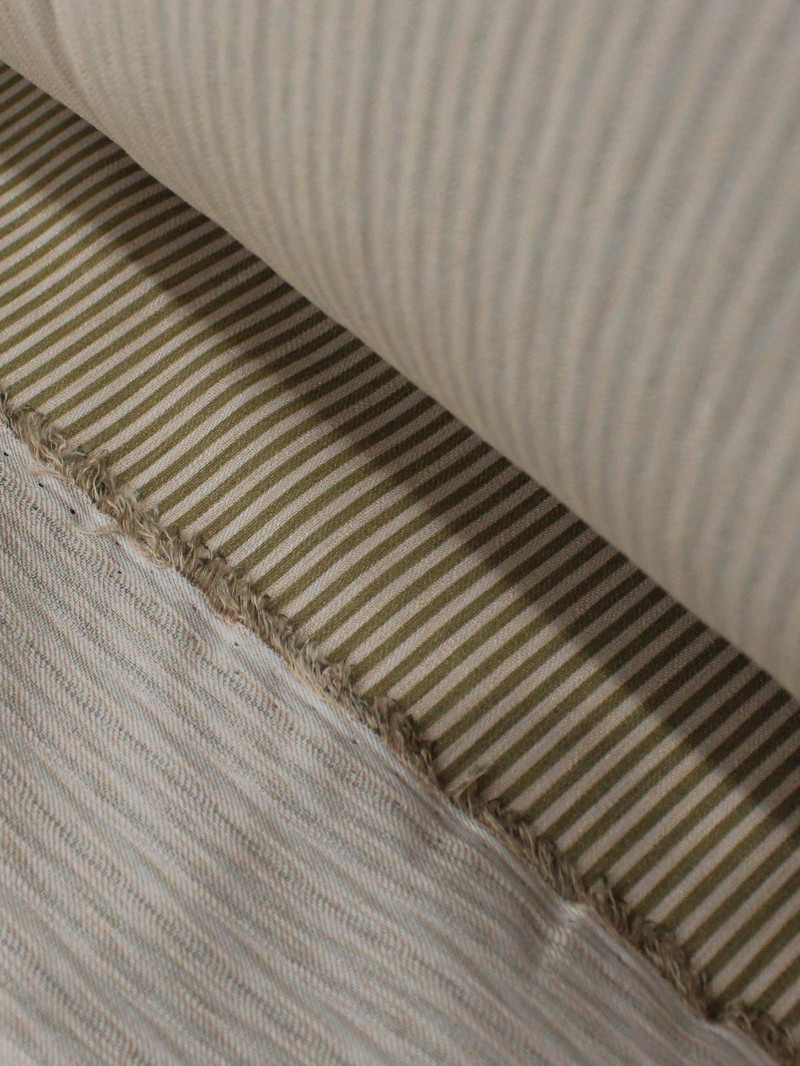 Tecido Viscose Mista Maquinetada Micro Listras Nude