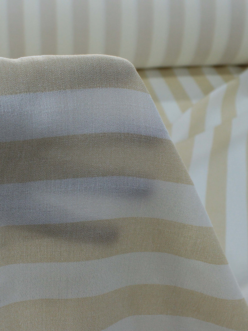Tecido Viscose Listras Nude e Branco