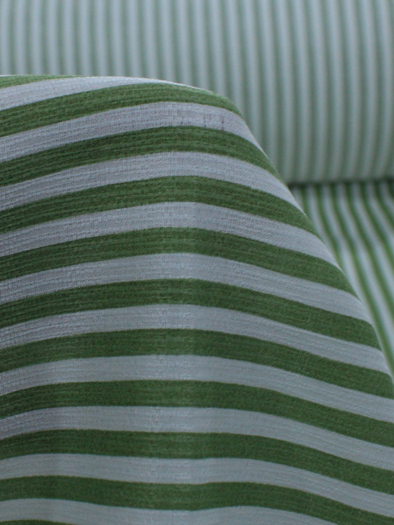 Tecido Viscose Mista Casca de Arvore Listra Verde Oliva e Branco