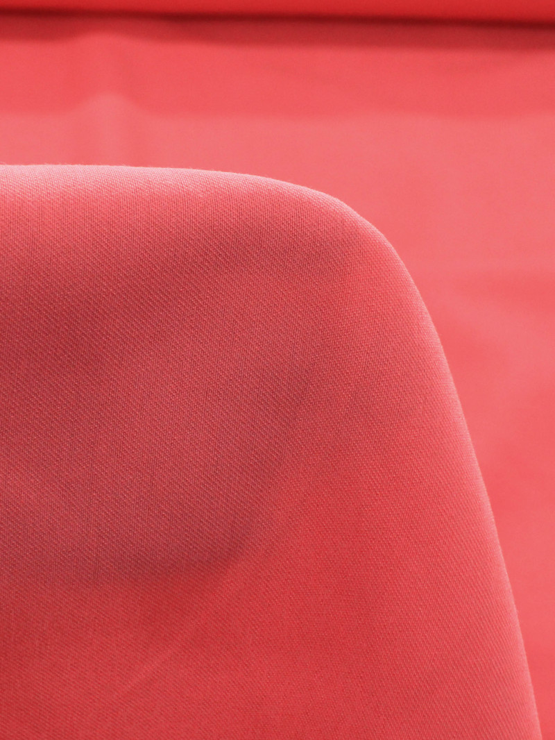 Tecido Viscose Sarjada Rosa Goiaba